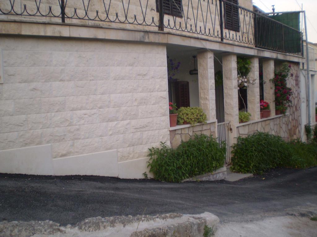 Apartments Nikola Пучишча Экстерьер фото